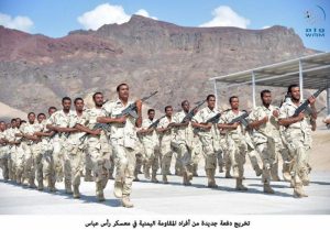 مصدر: حشد المئات من المجندين بميناء الزيت بعدن في طريقهم إلى حضرموت وشبوة …