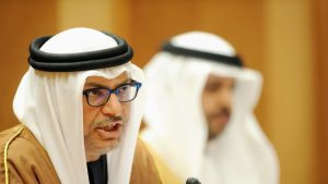 وزير في حكومة هادي يرد على تصريح وزير الدولة الإماراتي