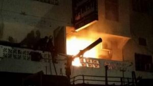 إنقسام داخلي في إصلاح عدن يتجلى في حريق مقر الحزب بكريتر