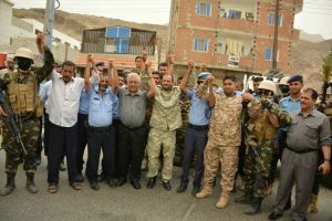 عدن .. اعتذر رسمي لجندي المرور المعتدي علية بحضور شلال