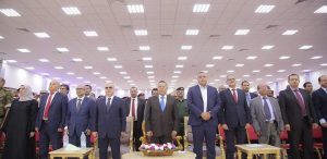 بن دغر يصف القوات الغير خاضعة لحكومتة بالمليشيات في عدن