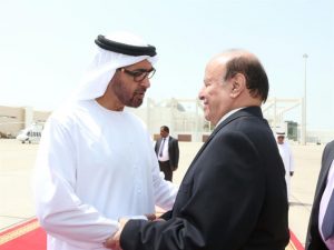 هادي ينهي أزمته مع أبو ظبي بالتنازل عن سيادة اليمن على سقطرى .