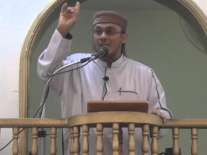 معركة الإمارات للسيطرة على جوامع عدن تتسبب بمقتل ثالث أمام سلفي في عدن في اقل من شهر