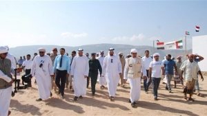 الإمارات تستكمل إحتلال سقطرى بالسيطرة على كافة مؤسسات الدوله فيها .