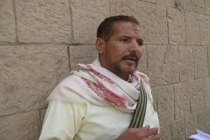 مدير أمن عدن يعتذر للأسير المرقشي عن حادثة إقتحام منزلة واقتحام نجلية