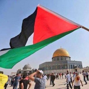 ترامب يؤكد عزمه نقل السفارة الأمريكية إلى القدس وسط تخاذل عربي كبير