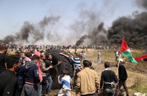 غزة: 50 شهيداً و2000 جريح بـ«مسيرات العودة»