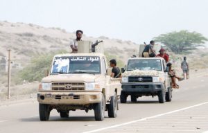 قوات طارق صالح تسلم مواقع متقدمة في الحديدة للحوثيين ومطالب بطردها