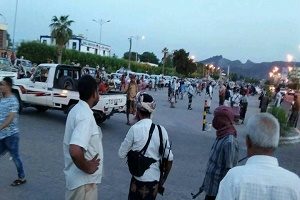 قبائل الصبيحة يردون على مقتل الأغبري بمحاصرة لواء النقل والتهديد بقطع الإمداد في لحج .