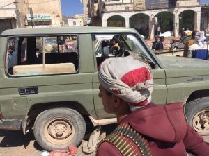 صورة عفاش تتسبب بمقتل الشيخ العتبات في الضالع