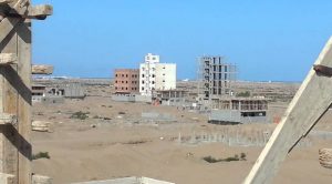 عدن .. السطو على أرضية يتسبب بسقوط قتلى وجرحى