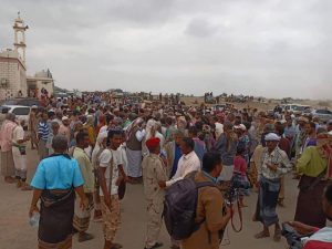 عدن .. تشييع مهيب لأمين عام الإشتراكي