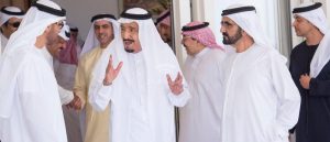 ابو ظبي تهاجم الرياض وتصفها بالمذعورة