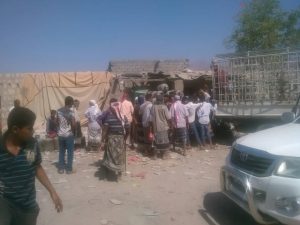 أبناء أبين ولحج يشكون من انعدام الغاز المنزلي والمشتقات النفطية