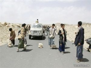 قبائل ردفان تحتشد عقب اختطاف الحزام الأمني رجل أعمال من أبناءها