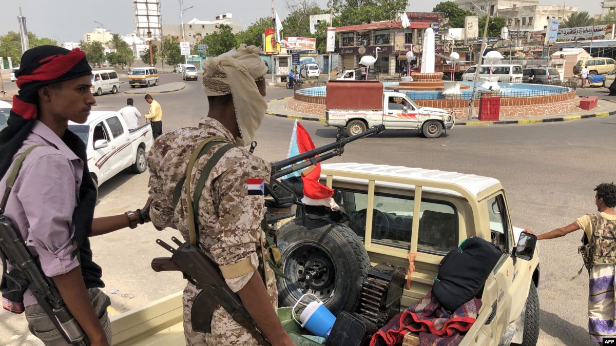 قائد عسكري في الإنتقالي يتهم السعودية برعاية الإرهاب في الجنوب