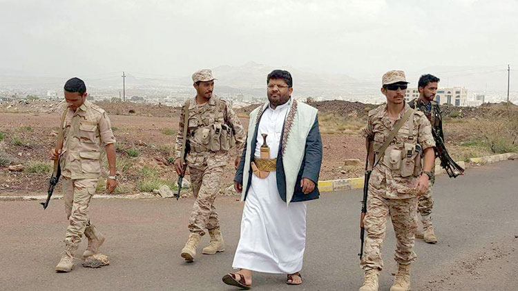 الحوثي يعلن انتصاره على قوات الشرعية في جبهة نهم