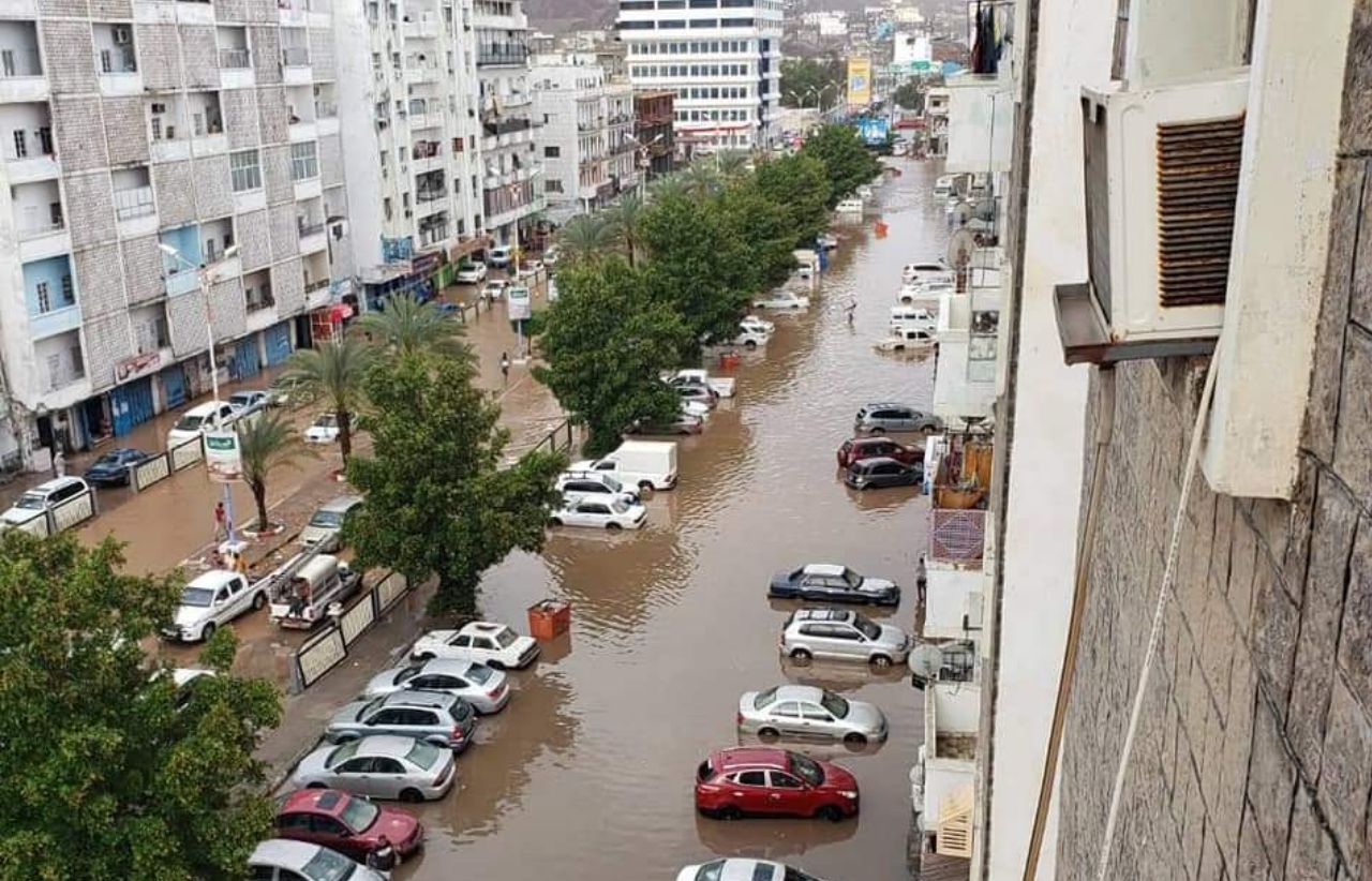 عدن في الذكرى الخامسة للحرب .. مدينة لاتنام تواجه أوجاع التحالف لوحدها