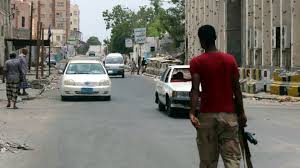 انتشار عصابات النهب والقتل في عدن بدعم مباشر من الحزام الأمني