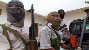 الجنوب اليوم يكشف تفاصيل اجتماع القاعدة وقيادات سلفية برعاية سعودية في الصومعة بالبيضاء
