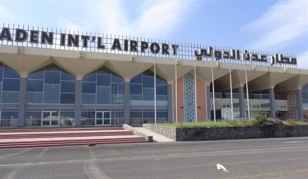 إضراب يشل العمل ويؤجل عدد من الرحلات في مطار عدن