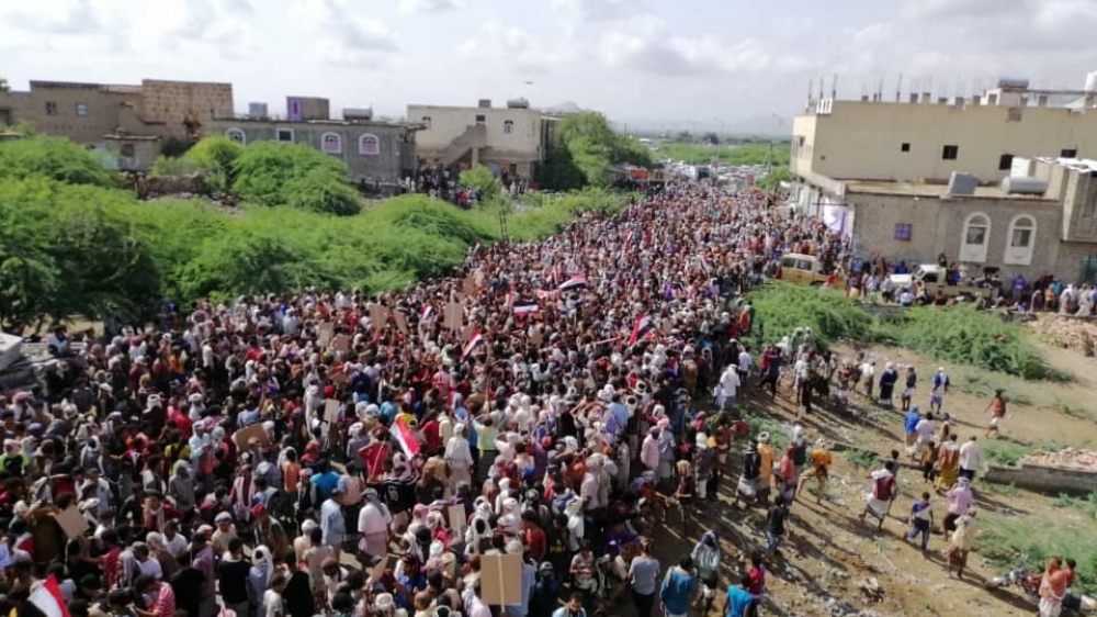 الإصلاح يتجه للتصعيد الشعبي في سقطري ضد اتفاق الرياض