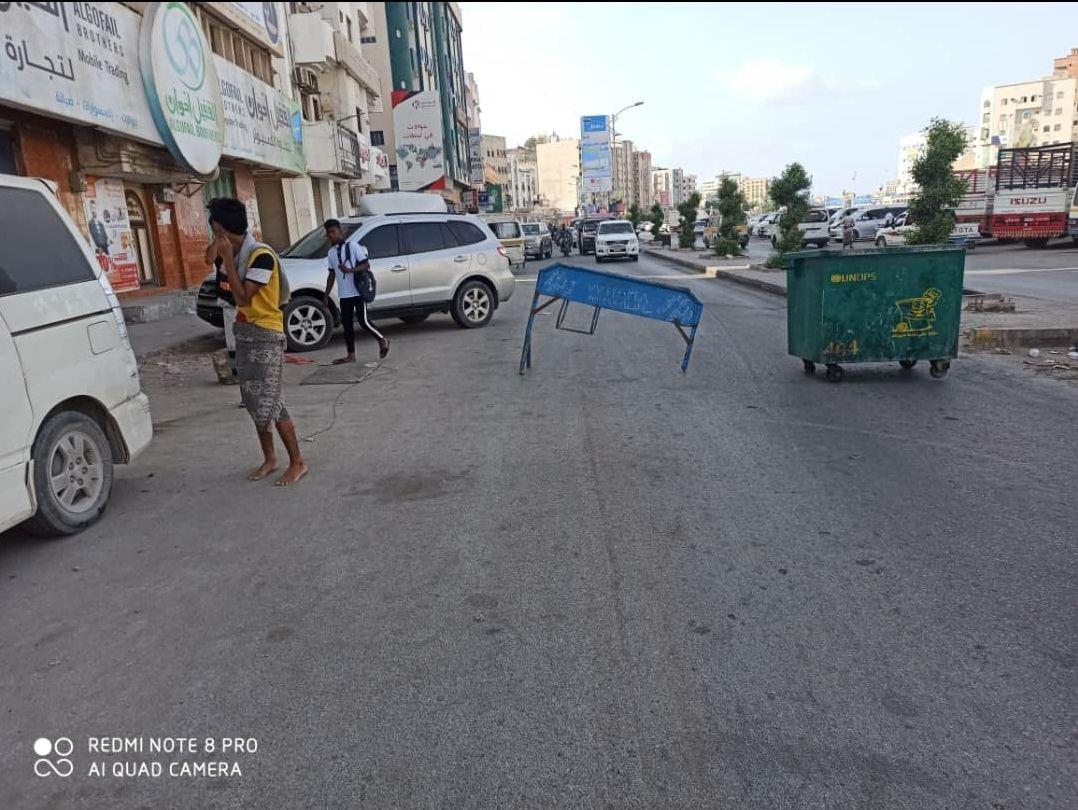 غضب شعبي بالمكلا ضد هادي والتحالف يتحول لعصيان مدني بسبب انهيار الخدمات