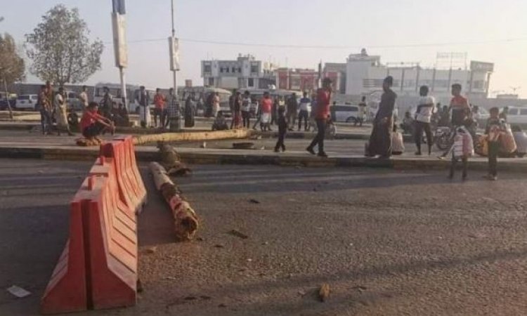الإنتقالي يشن حملة اعتقالات ضد المحتجين في عدن