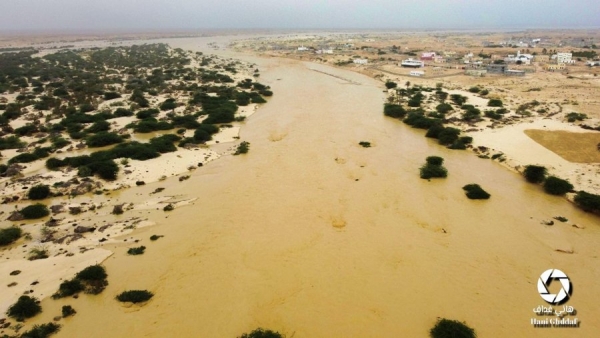 وفاة 8 مواطنين جراء السيول في المهرة وحضرموت