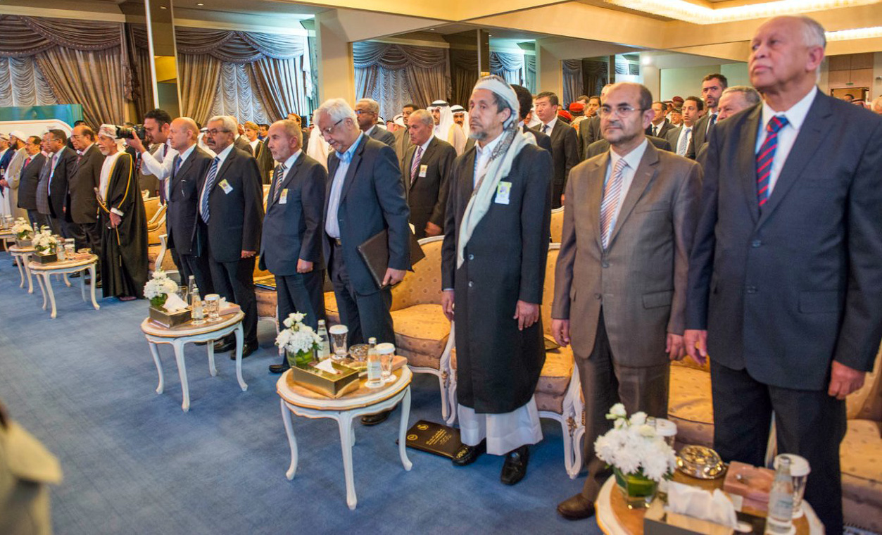 القيادات السياسية المتحالفة مع السعودية والإمارات في مؤتمر الرياض المنعفد في 2015