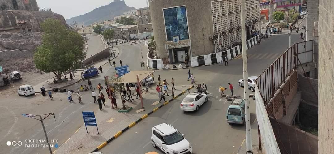 عودة الزبيدي بمفردة إلى عدن.. لقيادة الانقلاب ضد الرئاسي وفرض أجندة جديدة