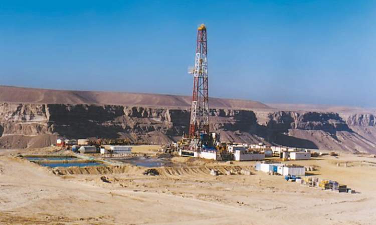 كبرى الشركات النفطية في حضرموت تبدأ بترتيبات لإيقاف إنتاجها والمغادرة