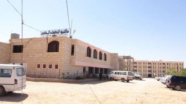 عناصر دفاع شبوة تحول جامعة شبوة لثكنة عسكرية وتعتقل عشرات الطلاب