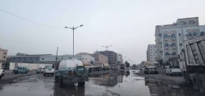 دبي الثانية .. عدن تغرق بالأزمات ومياه المجاري