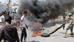 الإنتقالي يفشل في إيقاف تمدد الاحتجاجات الشعبية في عدن