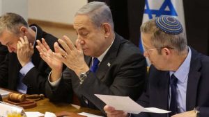 رئيس بورصة تل أبيب يحذر حكومة نتينياهو من تداعيات اقتصادية “خطيرة”