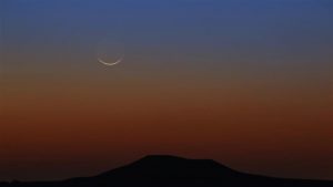 اليمن ودول عربية تعلن غد الاثنين أول أيام شهر رمضان المبارك