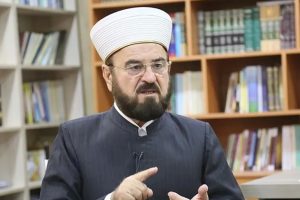 فتوى دينية لاتحاد علماء المسلمين تدعو لنصرة الأقصى والتبرع لغزة بدل العمرة