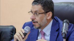 تصريحات جديدة لبن مبارك تثير سخرية واسعة