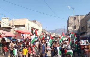 أبين ..  مجلس الحراك الثوري يقيم مهرجان تضامني مع غزة في لودر