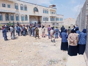 حضرموت .. إعدام خمسة مدانين بقضيتي قتل بينها قتل الطفلة “طيف”