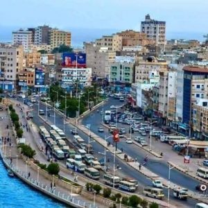 جريمة تهز المكلا .. مواطن يلقي بطفله الرضيع من سطح المنزل