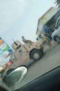 عدن .. الانتقالي يختطف أحد أقارب عشال وآخرين في ساحة العروض