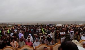 محتجون يهاجمون فعالية نظمتها الإمارات بسقطرى