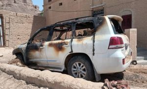 مجهولون يضرمون النار في سيارة أحد مشائخ حلف حضرموت
