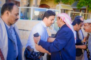 استياء شعبي في شبوة.. المحافظ بن الوزير يعود دون إنجازات ويركز على مصالحه الشخصية