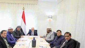 عدن: اتحادات جنوبية تطلق إنذاراً أخيراً للرئاسي والحكومة.. شهر واحد للإصلاح أو مواجهة عصيان مدني