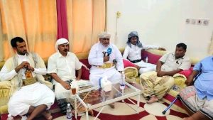 “الشيخ الحريزي يختتم جولته الميدانية في المهرة بتأكيد رفض التواجد السعودي ودعوة للتكاتف ضد المخططات الخارجية”