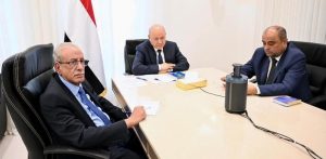 تفاقم أزمة الفساد في حكومة الشرعية وحماية الفاسدين من قبل مسؤولين كبار