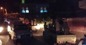 الحوطة تحت الحصار العسكري: انتشار مفاجئ للقوات يثير الذعر وسط أزمة اقتصادية خانقة!